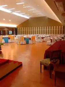 Sakol Grand Palace - 14