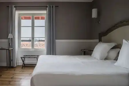 Hôtel St-Julien - 91
