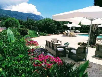 Summer Wine Friendly Resort - 16