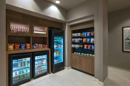 TownePlace Suites by Marriott San Diego Airport/Liberty Station - 21