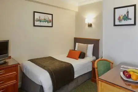 Lancaster Gate - 4