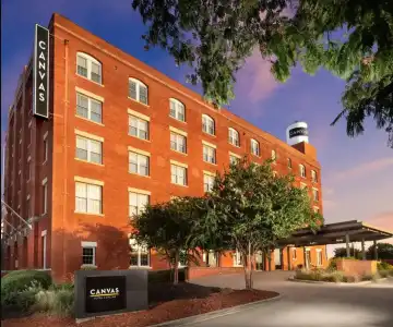 Canvas Dallas - 19