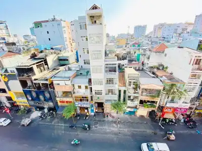Sunny Saigon - 6