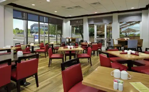Hilton Garden Inn Sonoma County Airport - 23