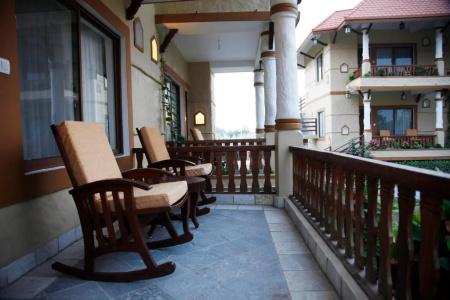 Green Park Chitwan - 60