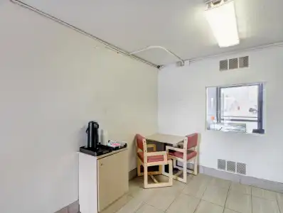 Motel 6 Wichita, KS - 20