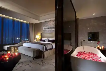 Crowne Plaza Huizhou by IHG - 86