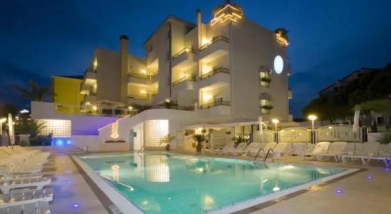 International Beach - 13