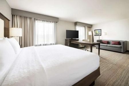 Hampton Inn & Suites Napa - 58