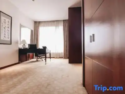 Celebrity City - 103