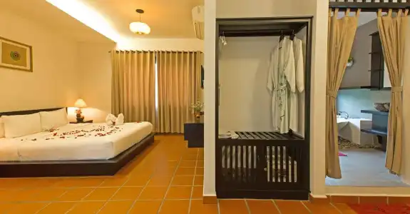 East West Villa - 6