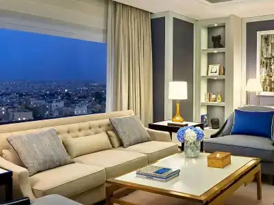 Fairmont - 107
