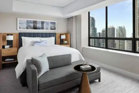 The Ritz-Carlton, Chicago - 44