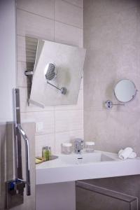 DoubleTree by Hilton Hannover Schweizerhof - 43