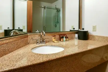 Best Western Plus Bellingham - 125