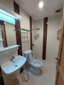 V Check Inn Sukhumvit 22 - 165