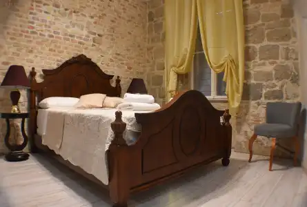 PIETRA ROSSA Luxury Rooms - 17