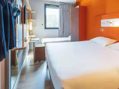 Ibis Budget Rennes Route de Lorient - 14