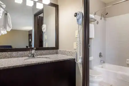 Best Western McCarran Inn - 50