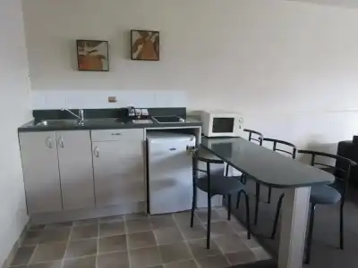 Pohutu Lodge Motel - 22