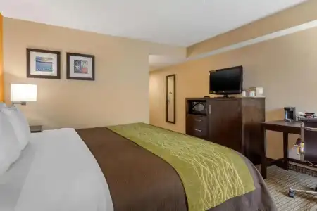 Sonesta Essential NW Houston - 36