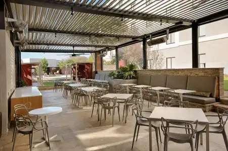Hilton Garden Inn Las Colinas - 34