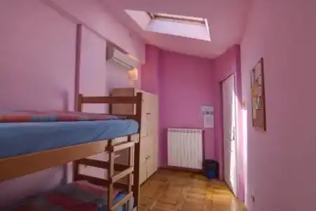 Manga Hostel - 4