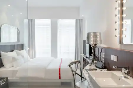 Ruby Coco Dusseldorf by IHG - 8