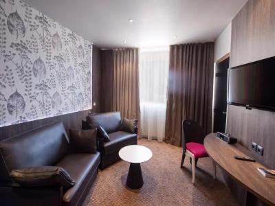 Best Western Premier Le Patio des Artistes - 169