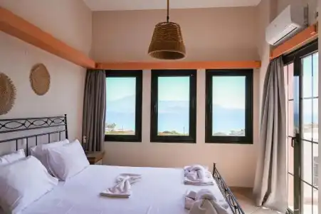 Nisea Samos - 26