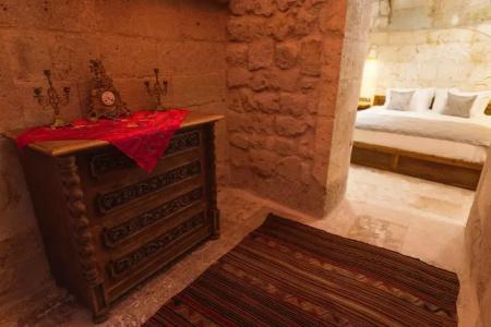Solo Cave Suites - 191