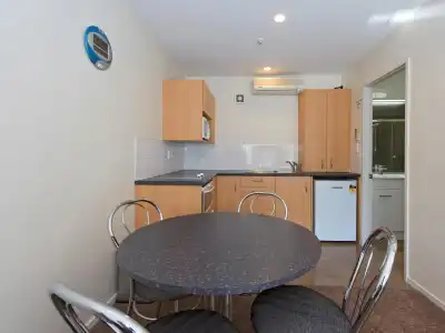 Best Western Ellerslie International - 33