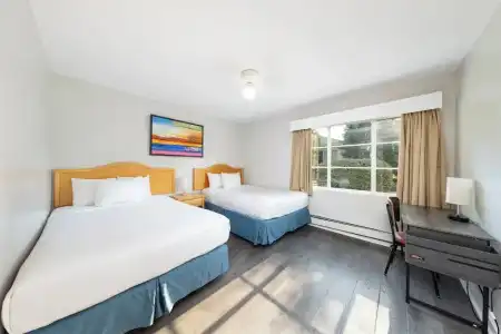 2400 Motel - 60
