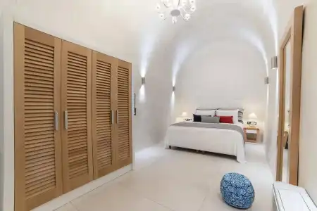 Daydream Luxury Suites - 0