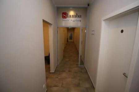 Slamba Hostel Augsburg - 10