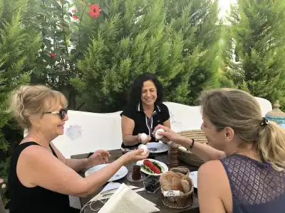 Kiraz Cicegi Butik Akyaka - 17