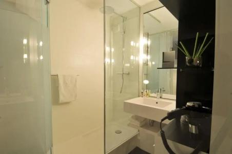 Mercure Nantes Centre Gare - 90