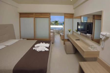 Nelia Beach & Spa - 4