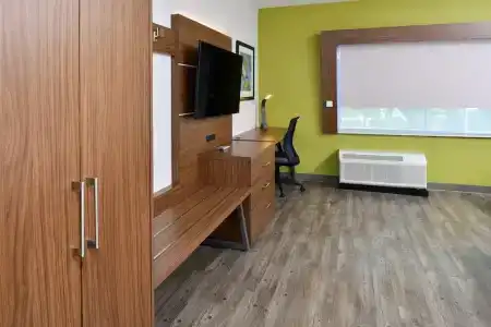 Holiday Inn Express Orlando – South Park by IHG - 75