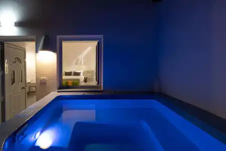 Santoterra Antigua Suites - 74