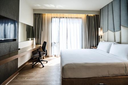 Holiday Inn Express Bangkok Sukhumvit 11 by IHG - 2