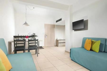 Mayfair  Gardens - 112