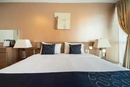 Capital O OYO 737 Beyond Suite Rama8 - 6