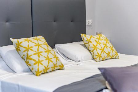 Sun & Moon Hostel - 13