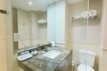 Thomson Residence - 150