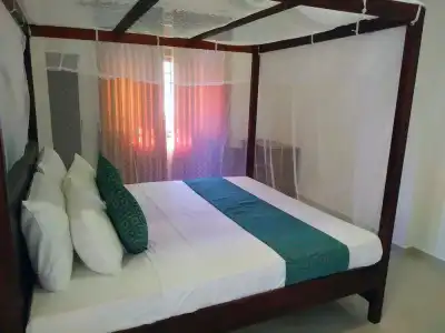 OYO 348 Ocean Bay Surf Resort - 0