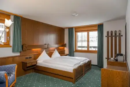 Grichting & Serviced Apartments - 28