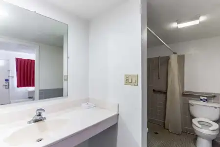 Motel 6 Pensacola, FL - Airport West - 5