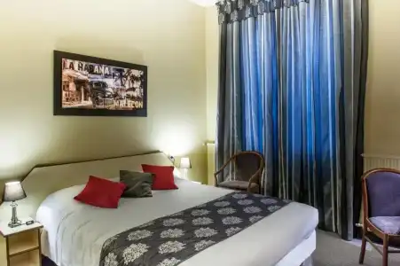 Hôtel Les Tilleuls, Bourges - 33