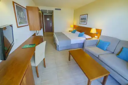 DWO Sirius -Adults Only - 44